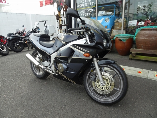 CBR250R MC19