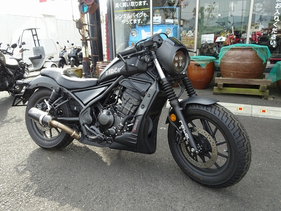 ֥250